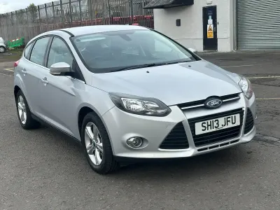 Used Ford Focus Zetec 2013 Silver Hatchback