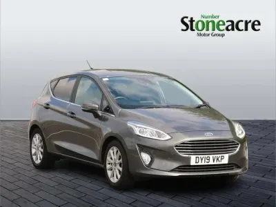 Used Ford Fiesta Titanium 100 HP (73 kW) 2019 Grey Hatchback