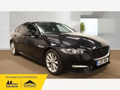 Używany Jaguar XF R-Sport 2017 Czarny Sedan/Limuzyna