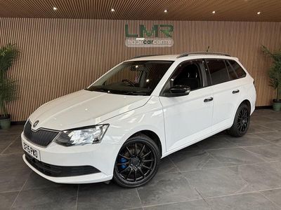 White Used 2015 Skoda Fabia SE Hatchback | £4,380 (A bit pricey)