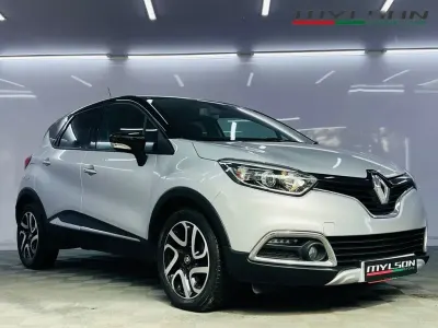 Gebraucht Renault Captur Signature 110 PS (80 kW) 2017 Silber SUV