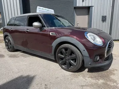 Używany Mini Cooper Clubman 136 KM (100 kW) 2015 Czerwony Kombi