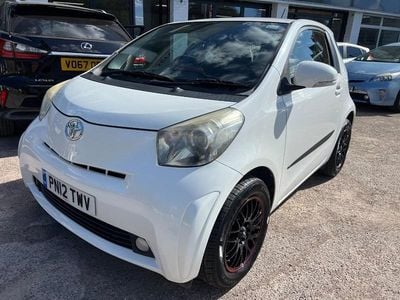 Used Toyota iQ 2012 White Hatchback