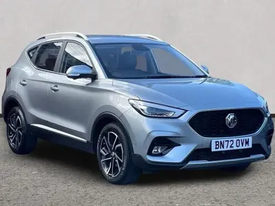 Używany MG ZS Exclusive 111 KM (81 kW) 2022 Srebrny SUV