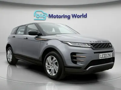 Begagnad Land Rover Range Rover evoque R-Dynamic 309 HK (227 kW) 2022 Grå SUV