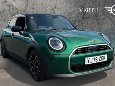 Used Mini Cooper Exclusive 150 kW (204 HP) 2026 British racing green iv Hatchback