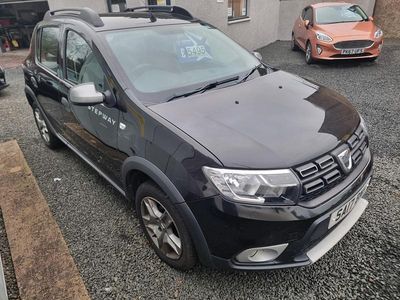 Black Used 2017 Dacia Sandero Lauréate Hatchback | £5,495 (Fair price)
