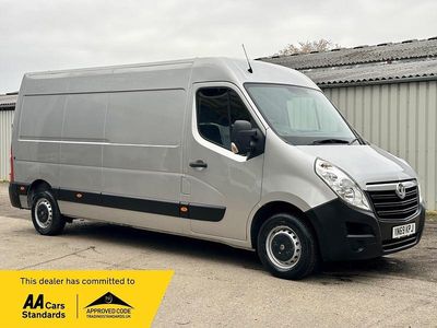 Used Vauxhall Movano 130 HP (95 kW) 2019 Silver MPV