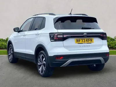 Usado VW T-Cross Black Edition 95 CV (69 kW) 2023 Blanco SUV