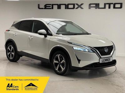 White Used 2023 Nissan Qashqai N-Connecta SUV | £16,990 (Good price)