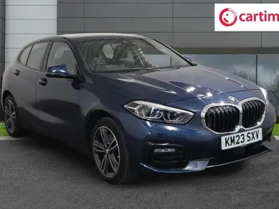 Używany BMW 118 Sport Line 136 KM (100 kW) 2023 Niebieski Hatchback