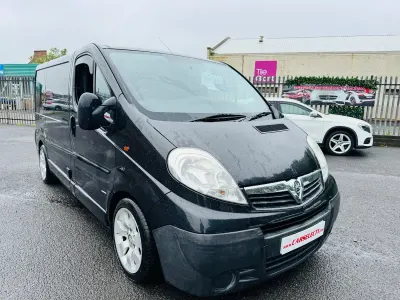 Used Vauxhall Vivaro 90 HP (66 kW) 2010 Black MPV