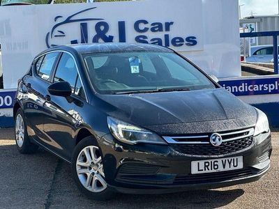Second-hand Vauxhall Astra Design Edition 100 CP (73 kW) 2016 Negru Hatchback
