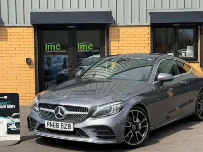 Używany Mercedes C220 AMG Line Premium 2018 Szary Coupe