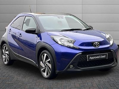 Used Toyota Aygo X 72 HP (52 kW) 2023 Juniper blue with black SUV
