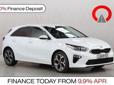 Used Kia Ceed 114 HP (83 kW) 2019 White Hatchback