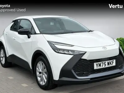 New Toyota C-HR 140 HP (102 kW) 2026 White SUV