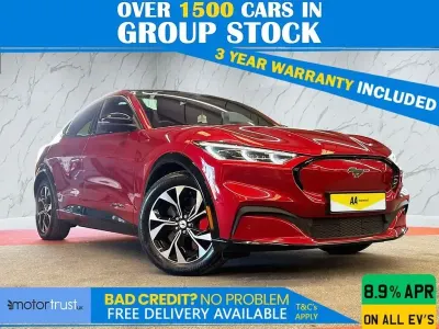 Begagnad Ford Mustang Extended Range 351 HK (258 kW) 2021 Röd Halvkombi