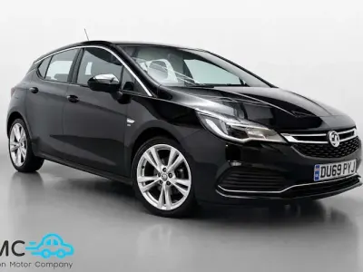 Used Vauxhall Astra SRi 150 HP (110 kW) 2019 Black Hatchback
