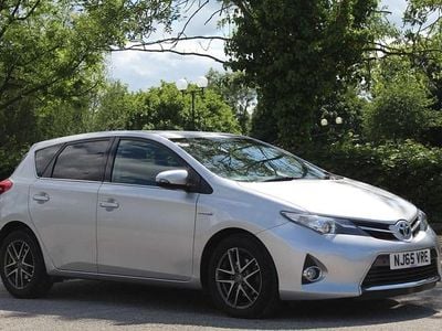 Toyota Auris Hybrid