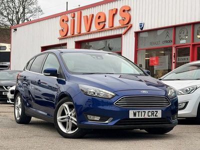 Used Ford Focus Titanium 125 HP (91 kW) 2017 Blue Hatchback
