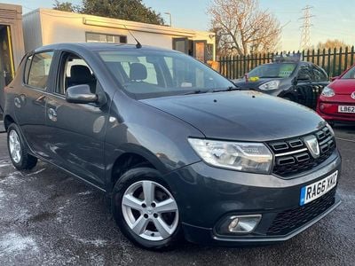 Grey Used 2017 Dacia Sandero Lauréate Hatchback | £3,695 (Good price)