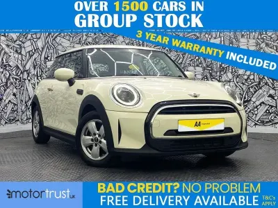 Used Mini Cooper Classic 136 HP (100 kW) 2021 White Hatchback