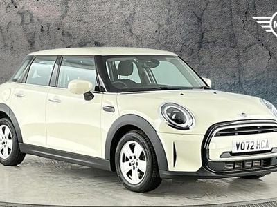 Used Mini Cooper Classic 134 HP (98 kW) 2022 White Hatchback