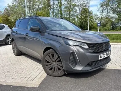Second-hand Peugeot 5008 GTi 130 CP (95 kW) 2023 Gri SUV