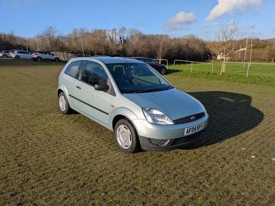 Green Used 2004 Ford Fiesta Finesse Hatchback | £895 (Super price)