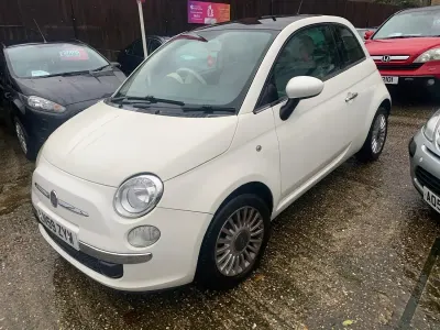 Used Fiat 500 Lounge 69 HP (50 kW) 2009 White Hatchback