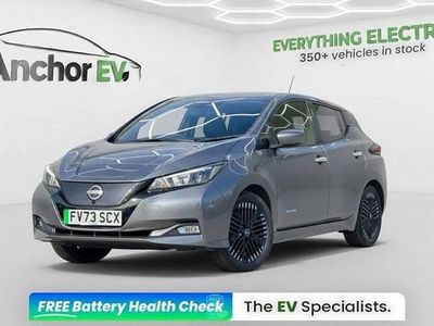 Begagnad Nissan Leaf N-Connecta 110 kW (150 HK) 2023 Halvkombi