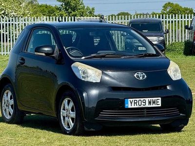 Toyota iQ