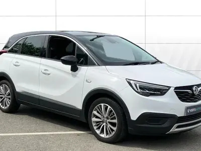 Used Vauxhall Crossland X 83 HP (61 kW) 2020 White SUV