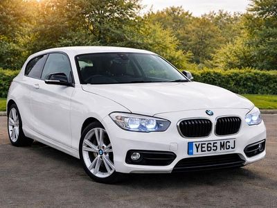 Used BMW 120 Sport Line 177 HP (130 kW) 2015 White Hatchback