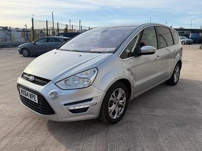 Used Ford S-MAX Titanium 140 HP (102 kW) 2015 Silver MPV