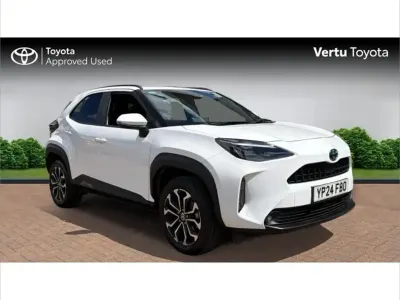 Used Toyota Yaris Cross Design 113 HP (83 kW) 2024 White SUV