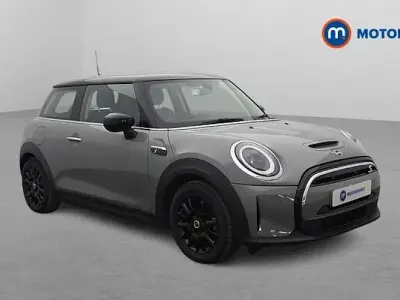 Używany Mini Cooper Level 1 135 kW (184 KM) 2023 Hatchback