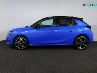 Używany Vauxhall Corsa S 99 KM (72 kW) 2024 Niebieski Hatchback
