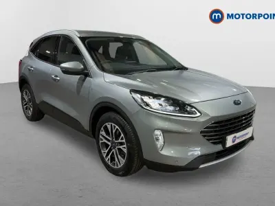 Begagnad Ford Kuga Titanium 120 HK (88 kW) 2021 Silver SUV