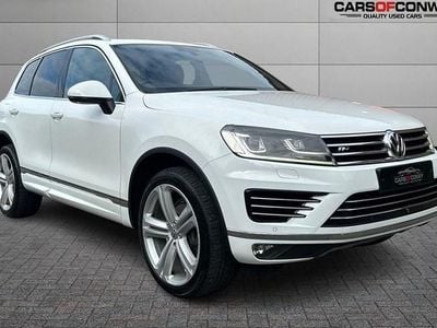 White Used 2016 VW Touareg R-line Plus SUV | £18,995 (Expensive)