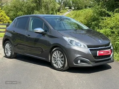 Used Peugeot 82 Signature Sky 2019 Hatchback