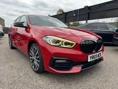 Used BMW 118 Sport Line 2019 Red Hatchback