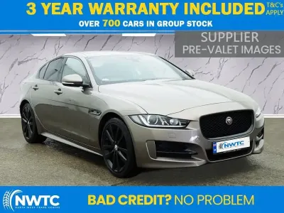 Używany Jaguar XE R-Sport 180 KM (132 kW) 2016 Brązowy Sedan/Limuzyna
