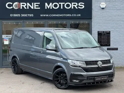 Begagnad VW Transporter Highline 150 HK (110 kW) 2020 Grå Van