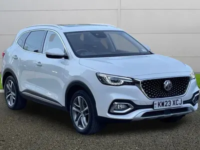 Używany MG HS Exclusive 162 KM (119 kW) 2023 Biały SUV