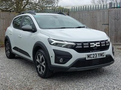 Begagnad Dacia Sandero Journey 91 HK (66 kW) 2023 Vit Halvkombi