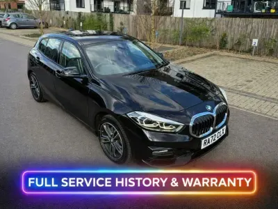 Begagnad BMW 116 Sport Line 2023 Svart Halvkombi