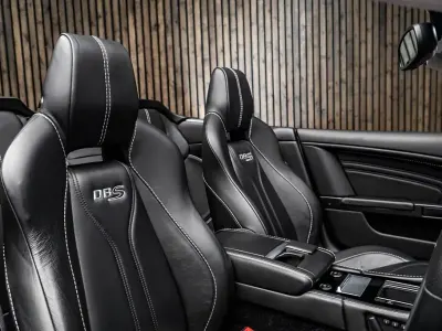 Usado Aston Martin DBS 517 CV (380 kW) 2009 Negro Descapotable