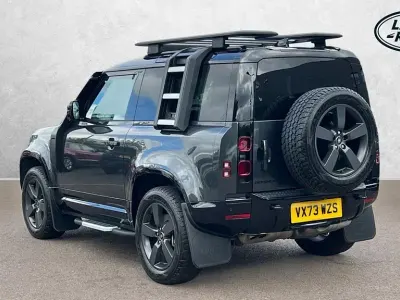 Usado Land Rover Defender HSE Dynamic 300 CV (220 kW) 2023 Gris SUV